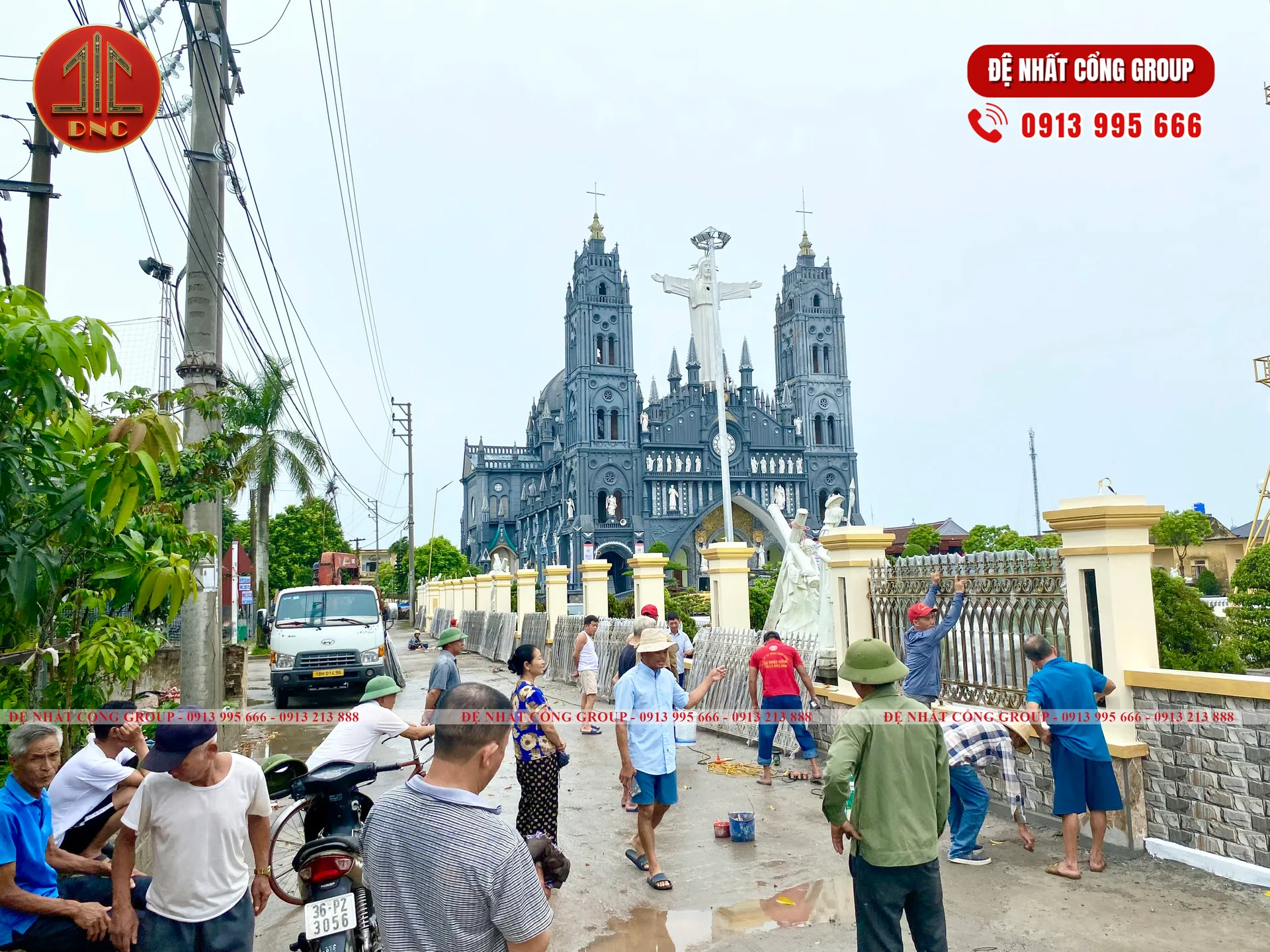 Công Trình Nhà Thờ Giáo Xứ Bình Minh – Thái Bình – 2 Hạng Mục: Cổng Nhôm Đúc, Hàng Rào Nhôm Đúc